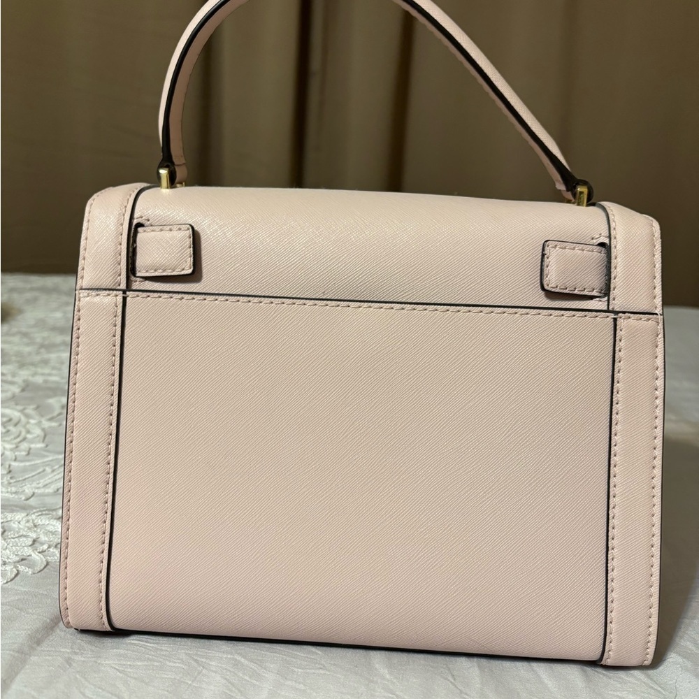 Michael Kors Like New Pink Dillon Studded Messenger Bag. - Picture 3 of 10